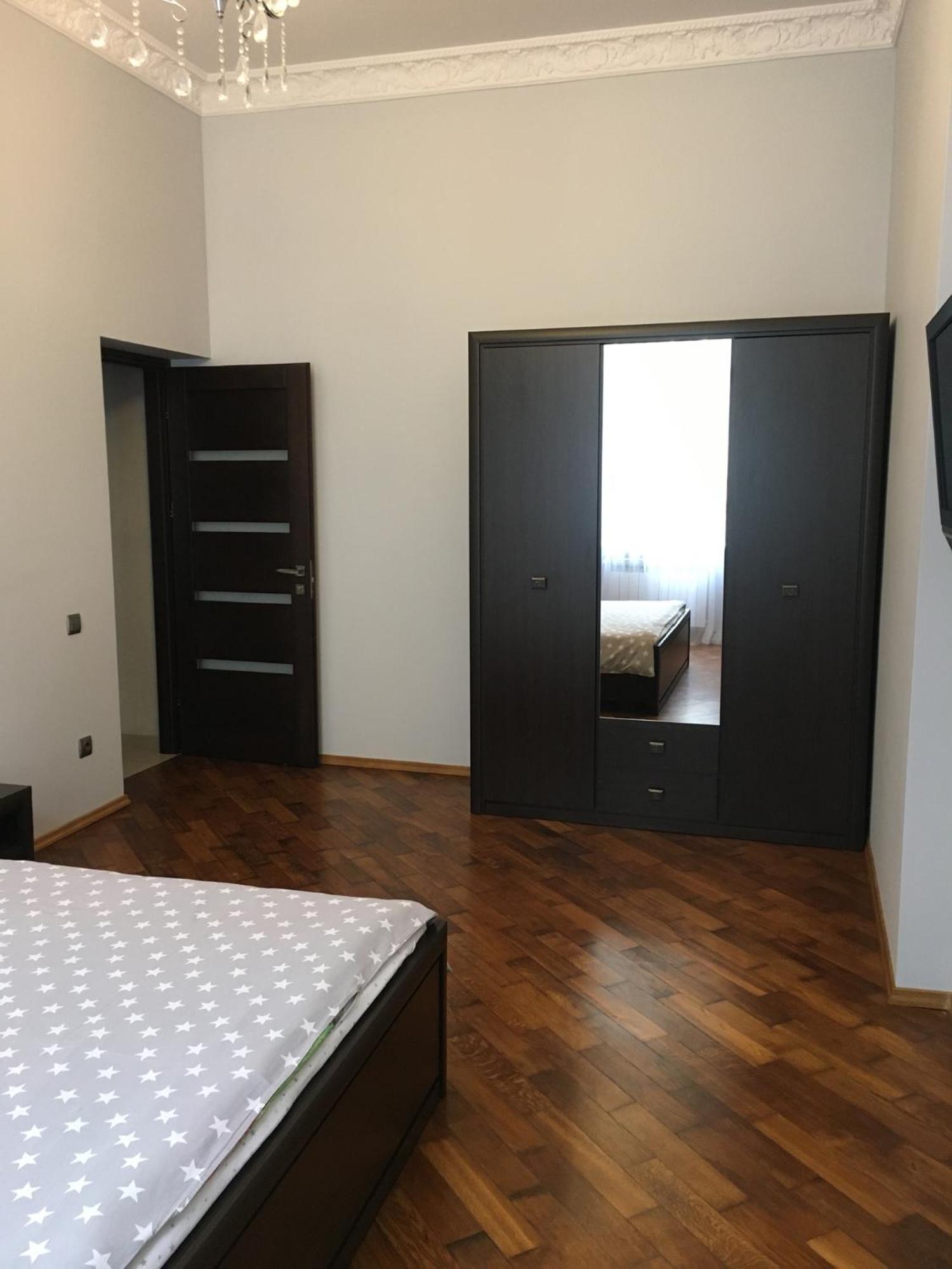 Apartment On Centre Lviv Exterior foto