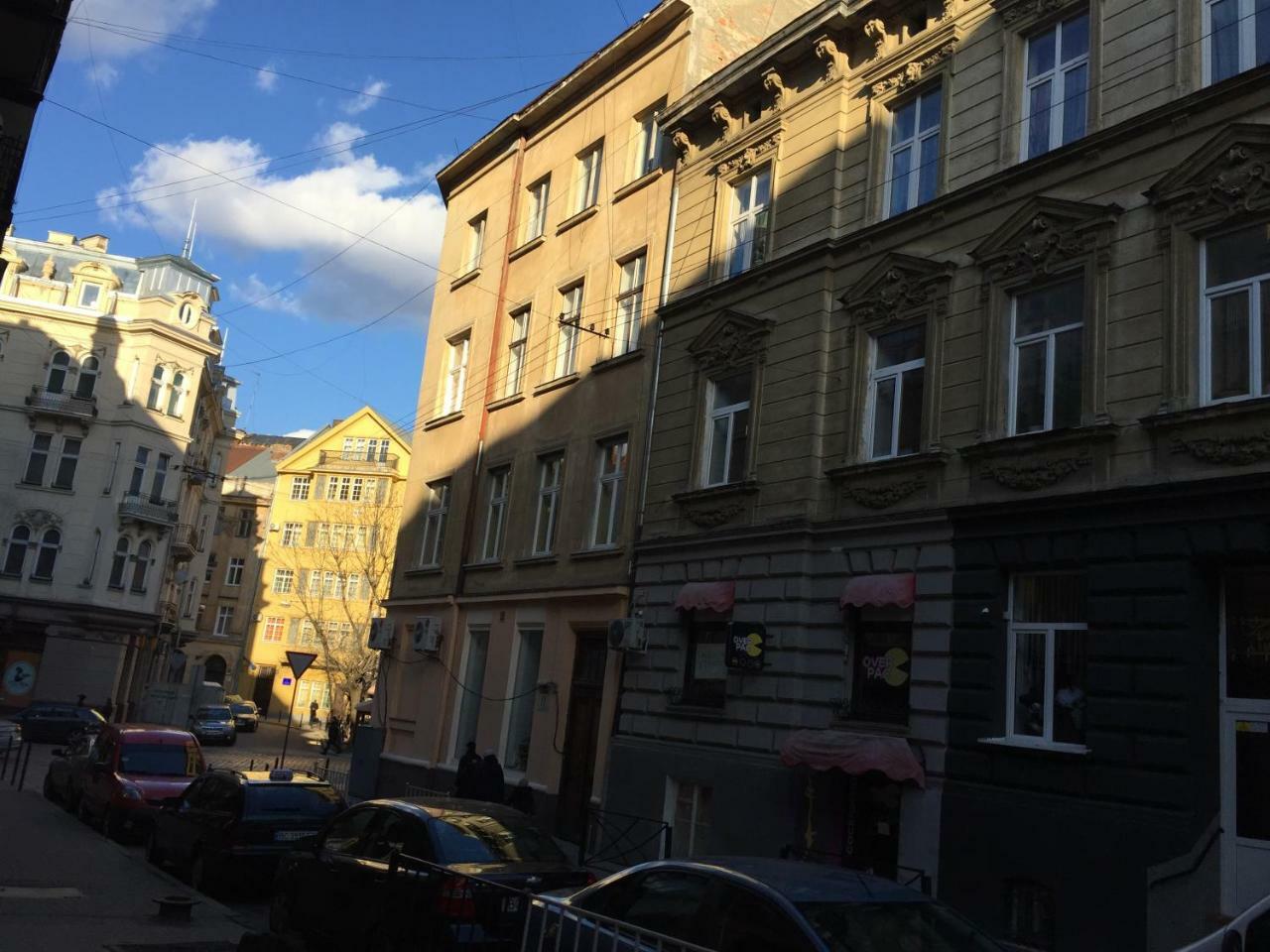 Apartment On Centre Lviv Exterior foto